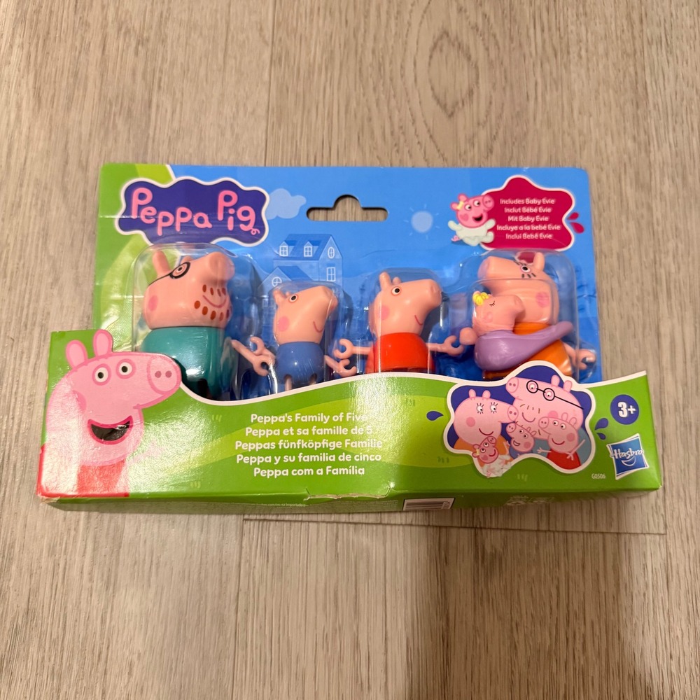 Hasbro Peppa Pig Peppa Family of Five Figures Multicolor Kids Toy Set
